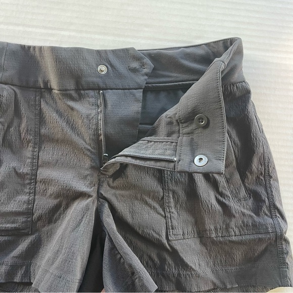 Athleta Trekkie north short, black, size 2 - Picture 3 of 12